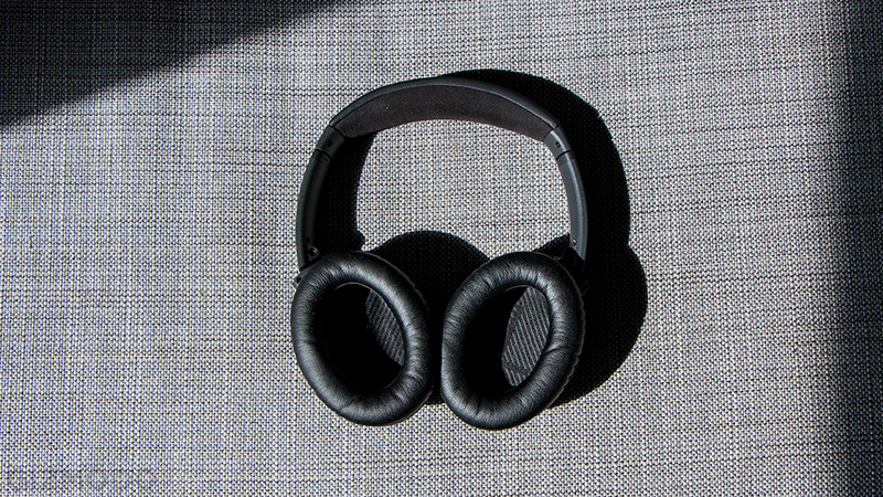 The large ear cups have little vents in them so your ears don’t sweat too much. In fact, it’s easy to forget you’re wearing the QC35s.